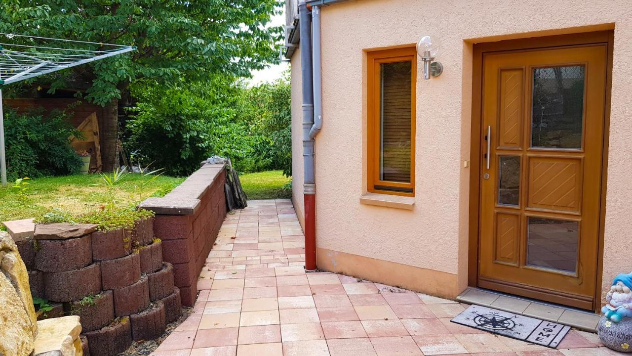 Ferienwohnung Reuscher, Trier-Newel Екстер'єр фото